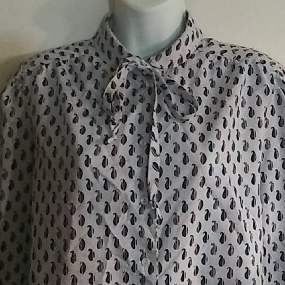 Devon vintage paisley blouse sz m